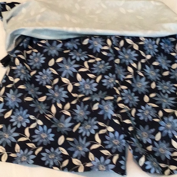 Karen Scott sport ladies skort size 10 side zip no pockets used great condition - Picture 2 of 2